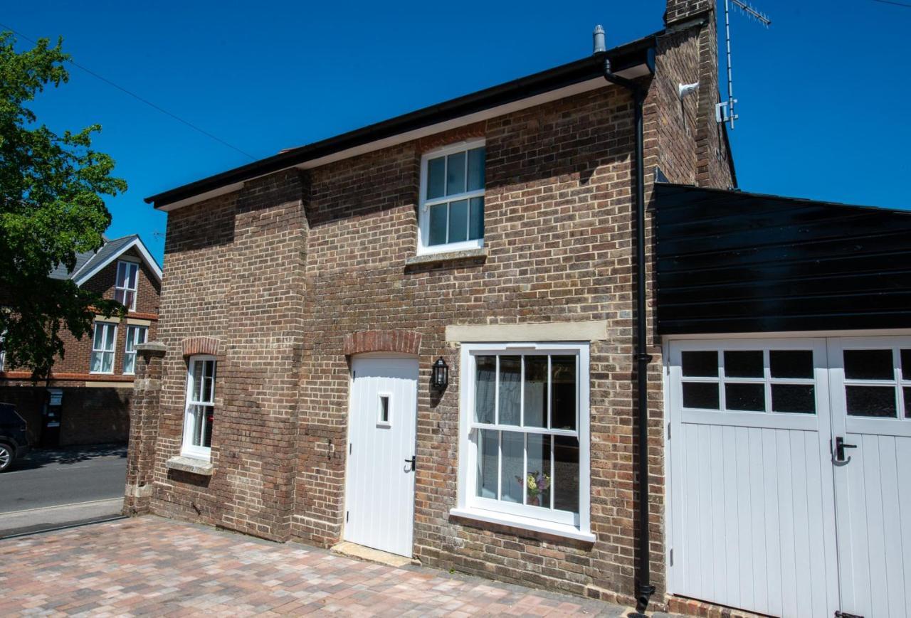 Southgate Coach House Villa Dorchester Exterior photo